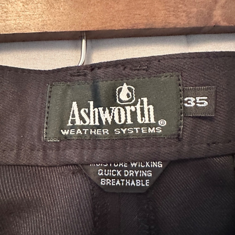 Men's Golf Shorts - Picture 3 of 3